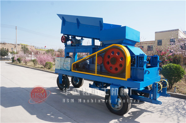 移動(dòng)對輥制砂機(jī)